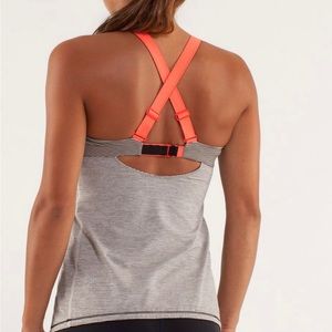 Lululemon Athletica Run: Catch me tank                    Tonka stripe size 2
